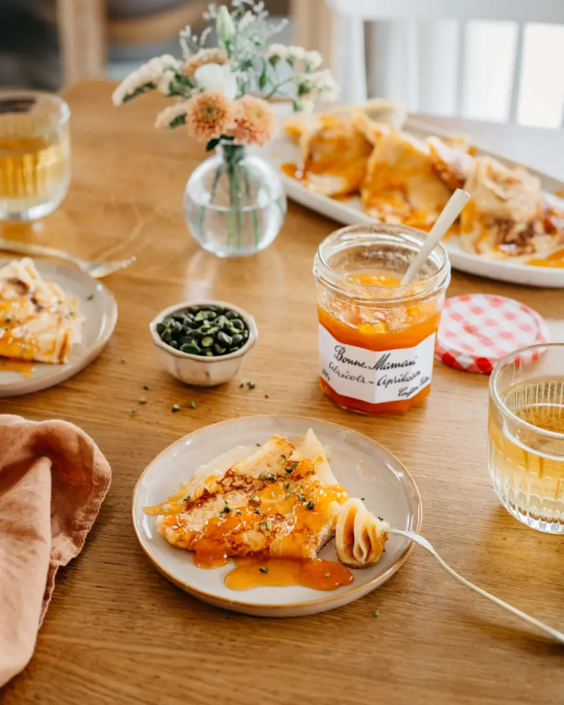 Crêpes Suzettes à la Confiture d’abricots