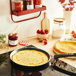 Large-TFL_CHANDELEUR24_DIFFUSION_PANCAKE PAN 25CM INDUCTION.webp